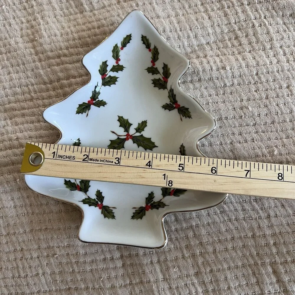 Vintage Geo Lefton White Christmas Tree Holly Berry Candy Dish Decorative 1980's